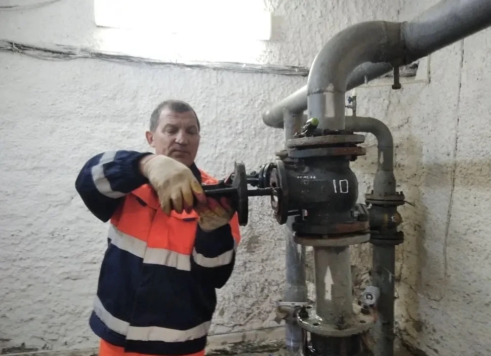 Специалисты Росводоканал Армавир провели плановые работы на насосной станции в поселке Нефтекачка